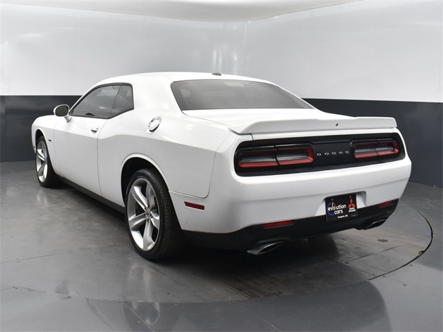2018 Dodge Challenger R/T photo 3