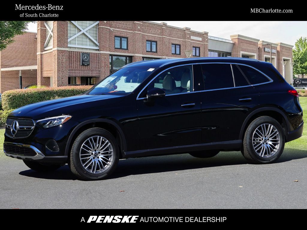 2026 Mercedes-Benz GLC Base's photo