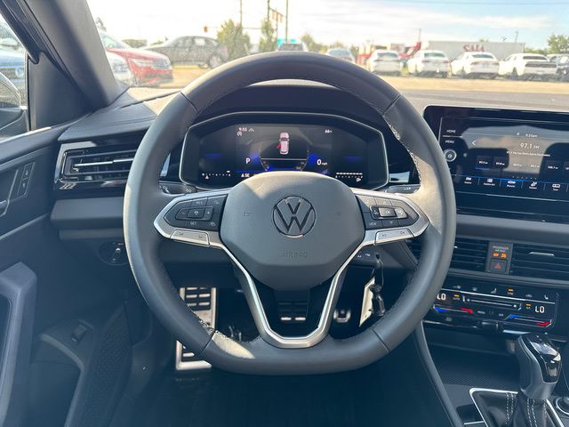 2025 Volkswagen Jetta 1.5T Sport photo 12
