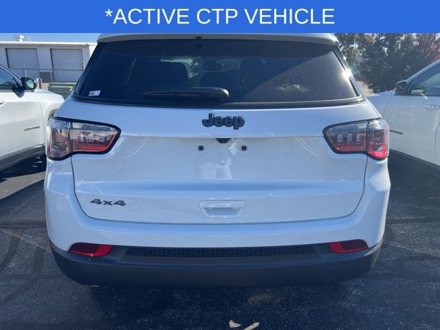 2026 Jeep Compass Latitude Altitude Special Edition photo 3