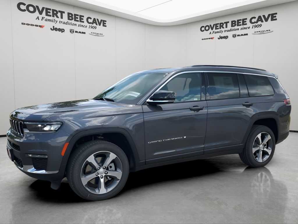 2025 Jeep Grand Cherokee Limited photo 2