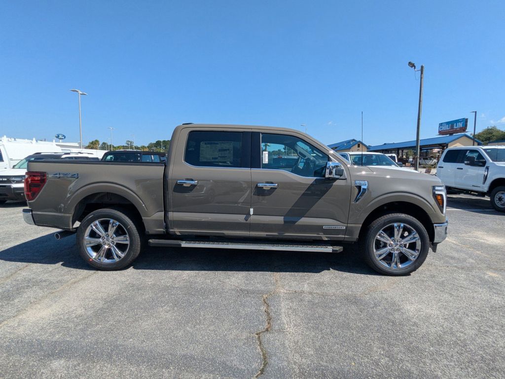 2025 Ford F-150 Lariat photo 2