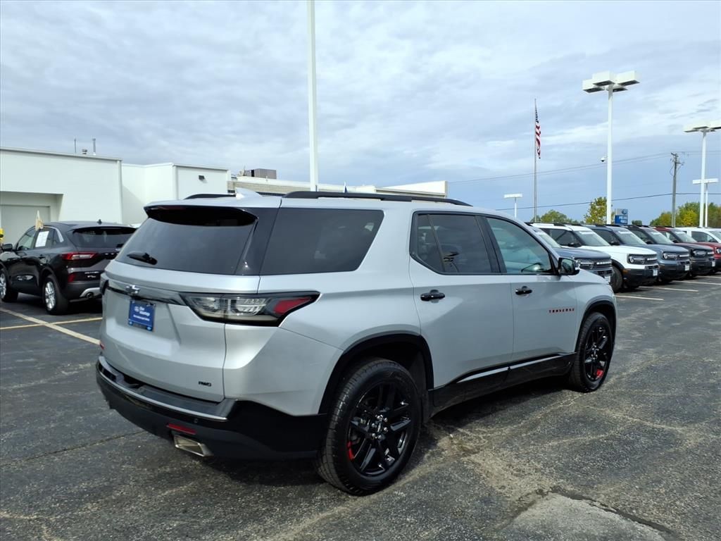 2020 Chevrolet Traverse Premier photo 3