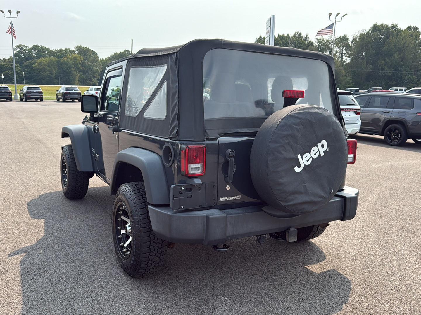 2018 Jeep Wrangler Sport photo 13