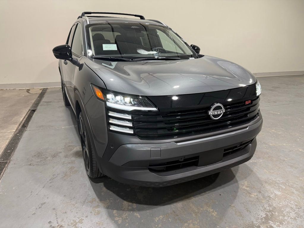 2026 Nissan KICKS SR's photo