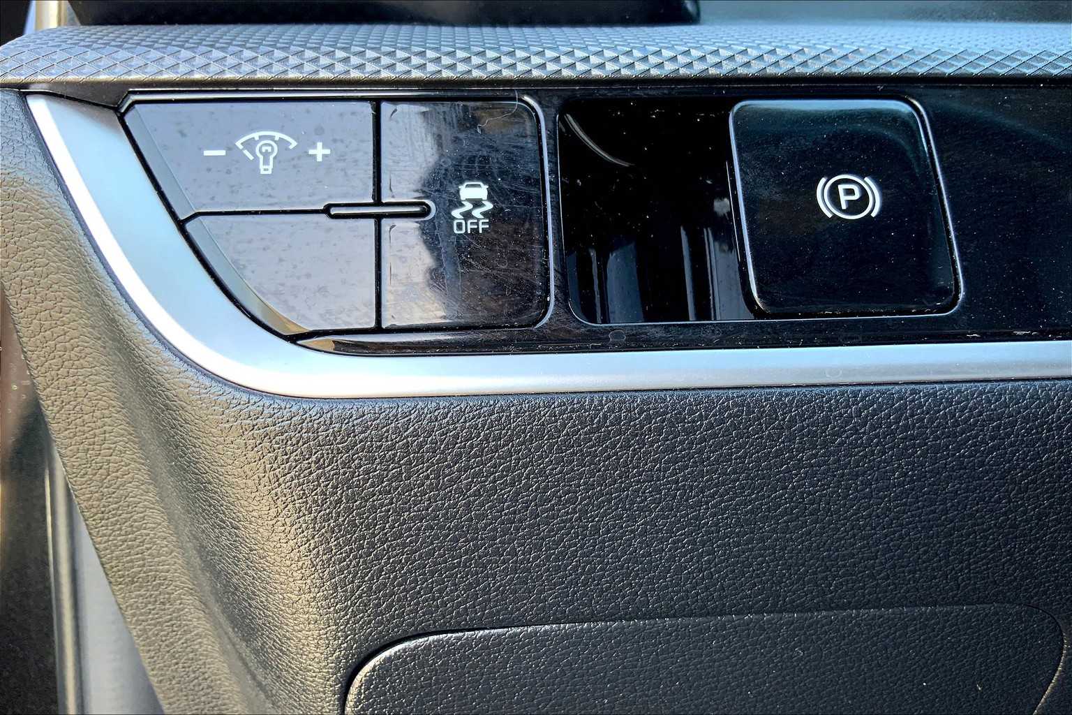2024 Kia Sportage LX photo 31