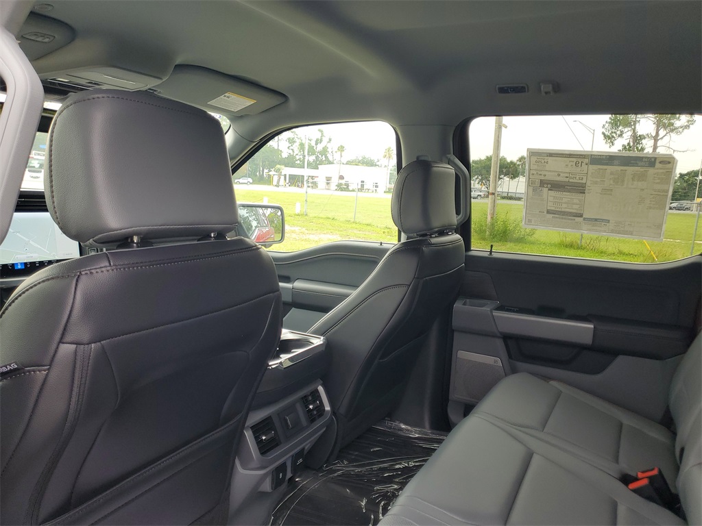 2025 Ford F-150 Lariat photo 21