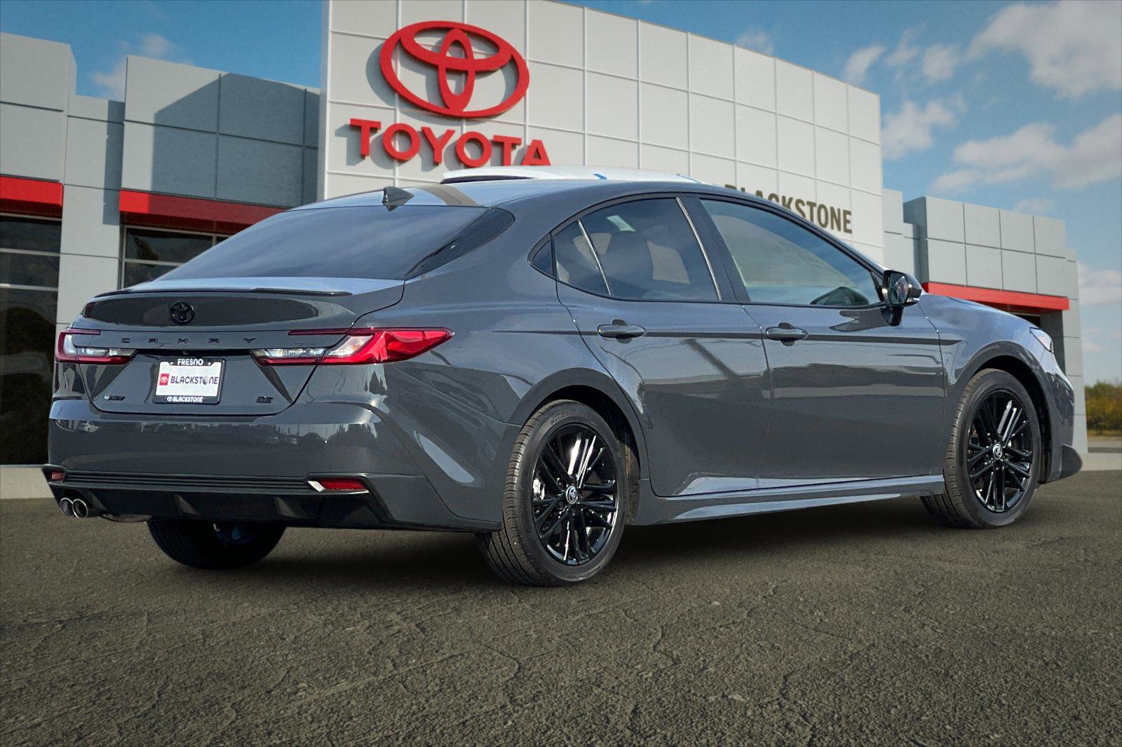 2025 Toyota Camry SE photo 2