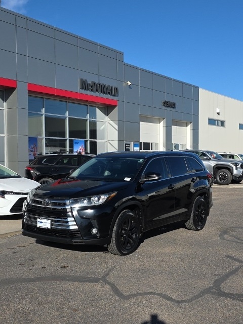 2019 Toyota Highlander Limited's photo