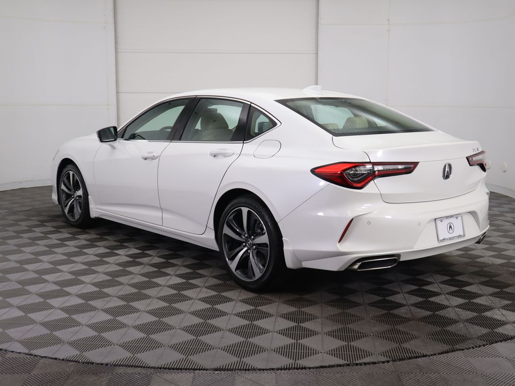 2025 Acura TLX Technology photo 7