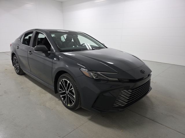 2026 Toyota Camry XLE's photo