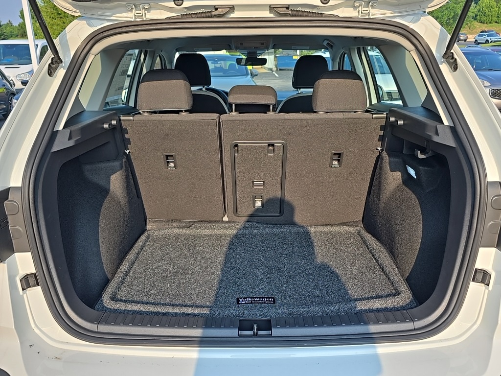 2025 Volkswagen Taos S photo 21