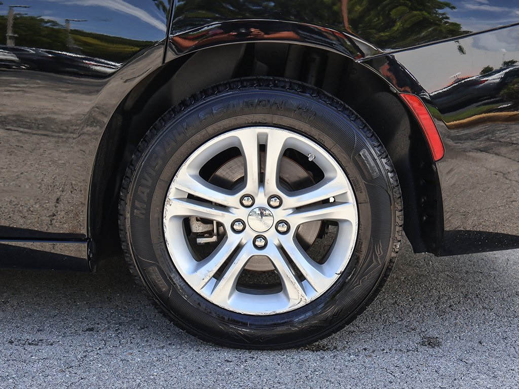 2022 Dodge Charger SXT photo 22