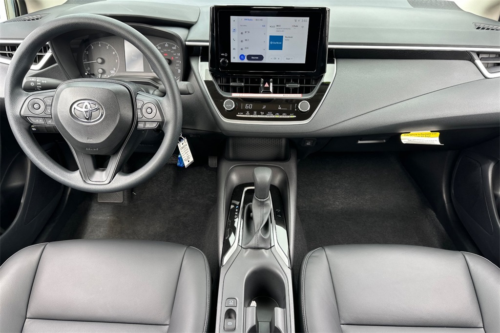 2025 Toyota Corolla LE photo 13