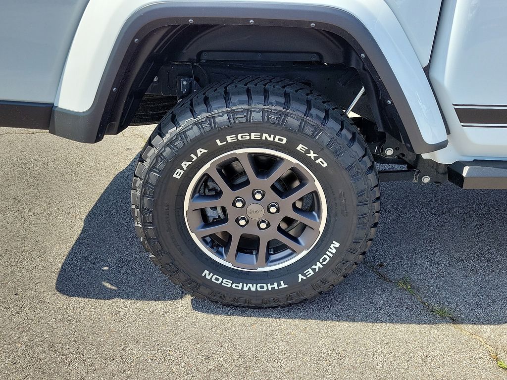 2023 Jeep Gladiator Overland photo 7