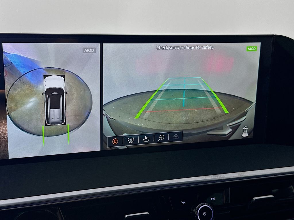 2025 Infiniti QX80 Sensory photo 13