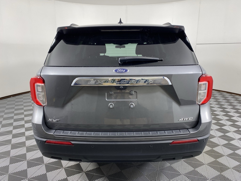 2022 Ford Explorer XLT photo 8