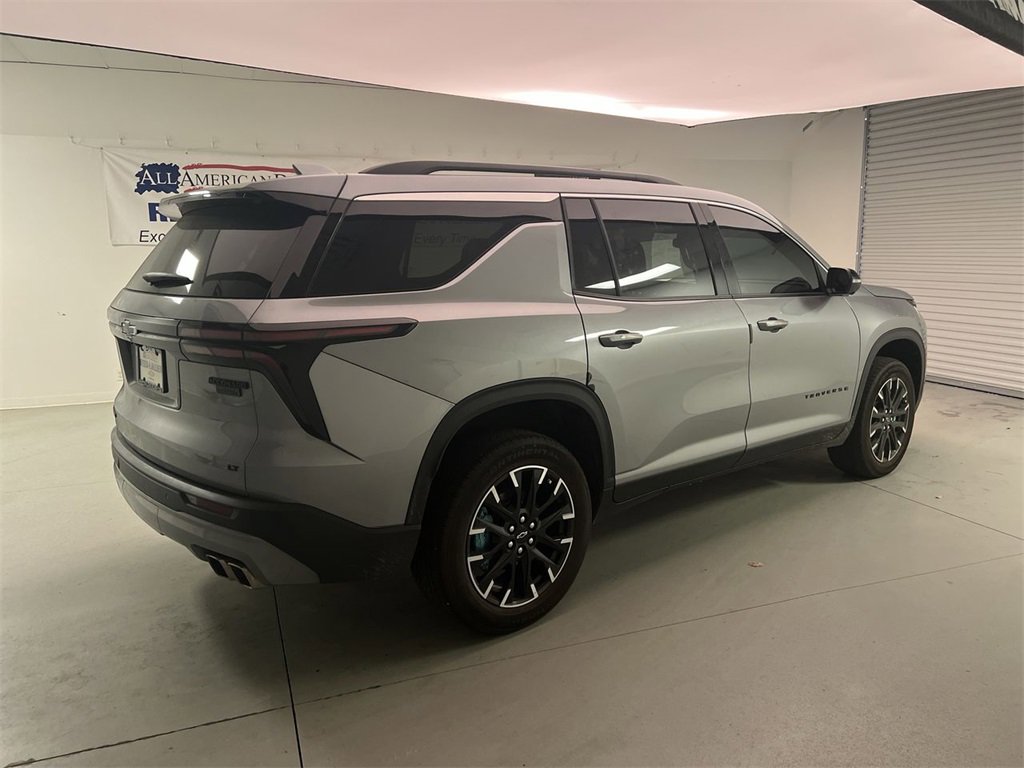 2024 Chevrolet Traverse 1LT photo 7