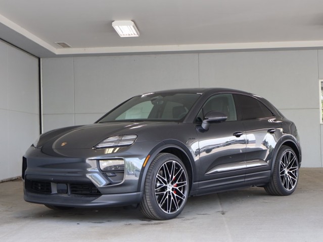 2025 Porsche Macan