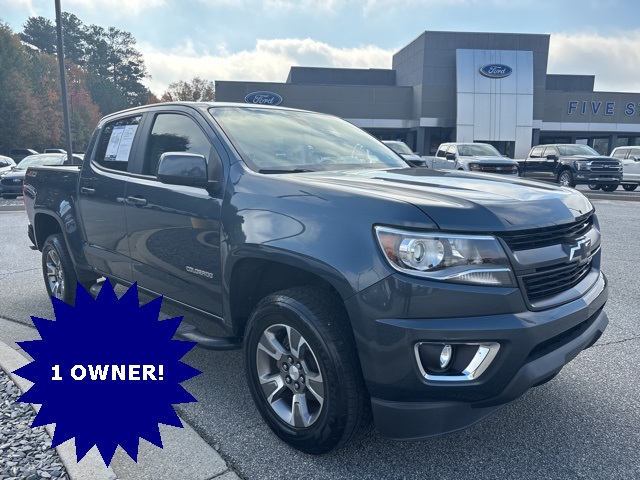 2019 Chevrolet Colorado Z71 photo 2