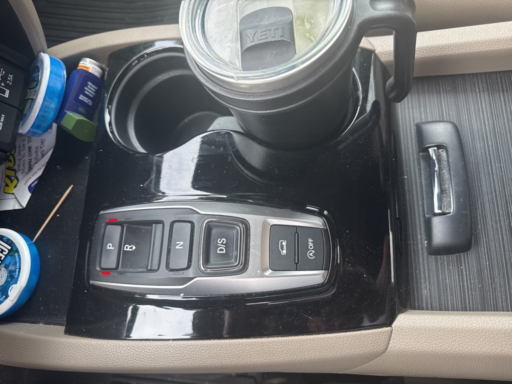 2022 Honda Pilot Touring photo 10