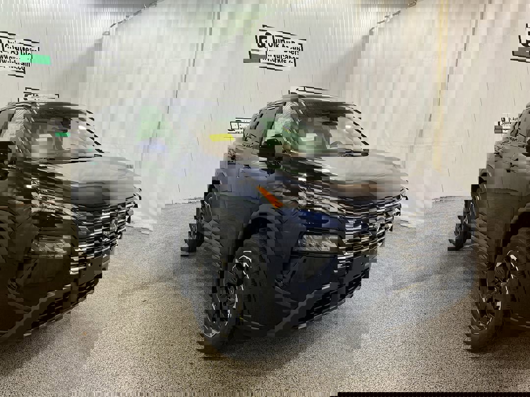 2026 Nissan Rogue SV's photo