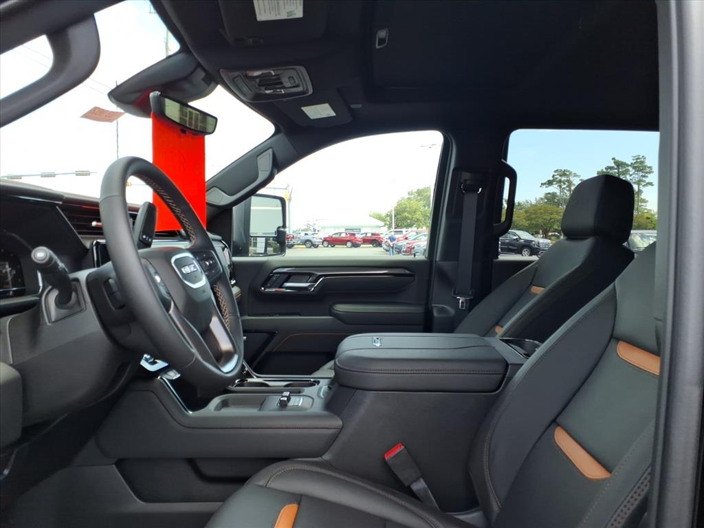 2025 Gmc Sierra 2500 HD AT4 photo 3
