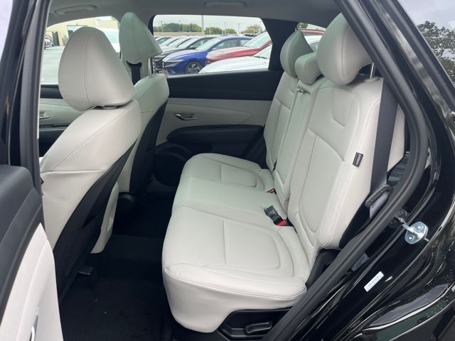 2025 Hyundai Tucson Hybrid SEL Convenience photo 13