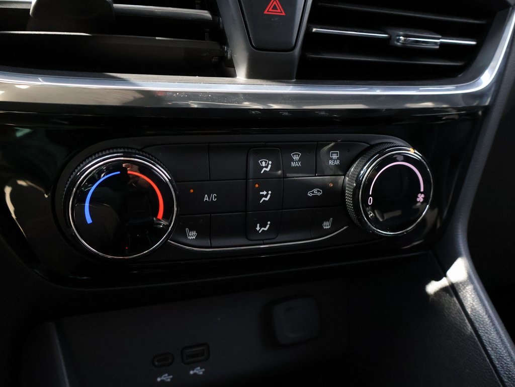 2024 Buick Encore GX Sport Touring photo 30