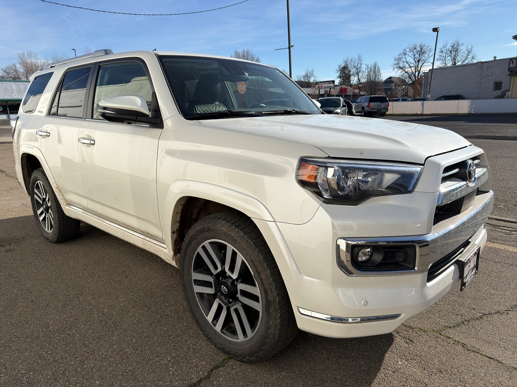 2023 Toyota 4Runner Limited's photo