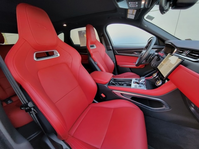 2025 Jaguar F-PACE R-Dynamic S photo 17