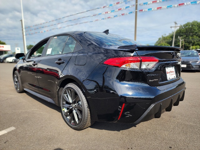 2025 Toyota Corolla SE photo 4