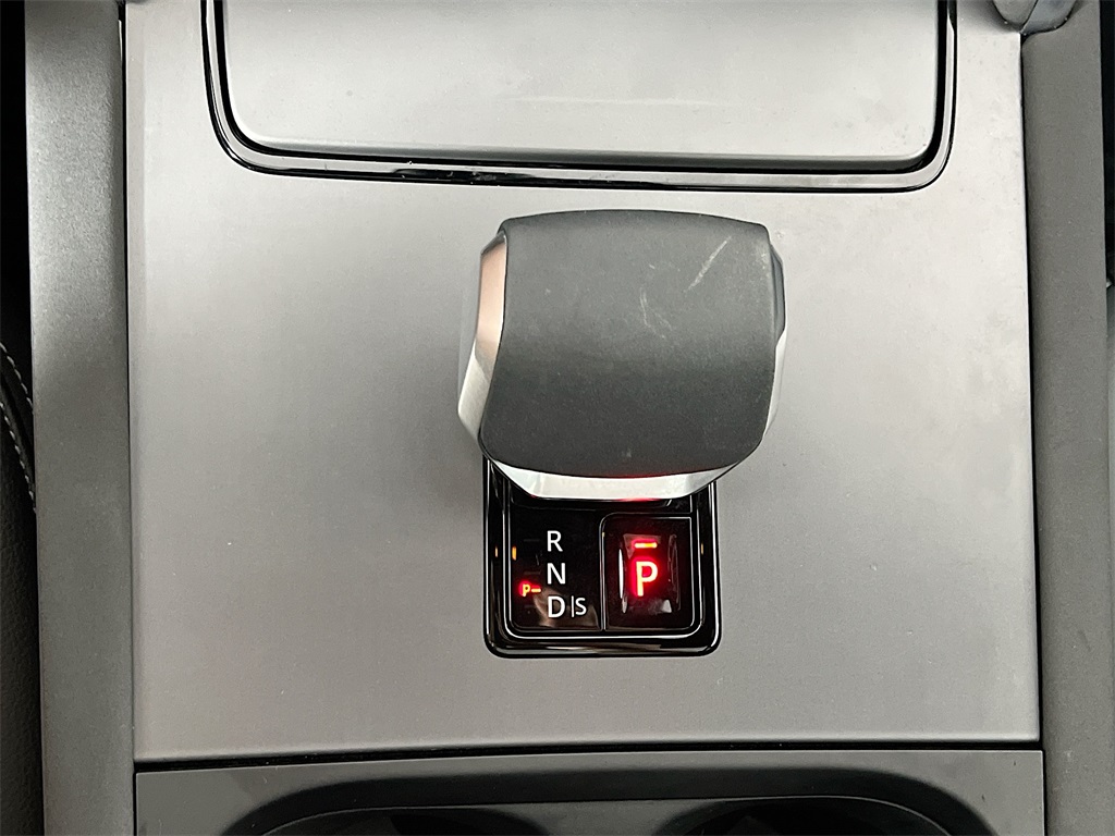 2025 Land Rover Discovery Sport Dynamic SE photo 14
