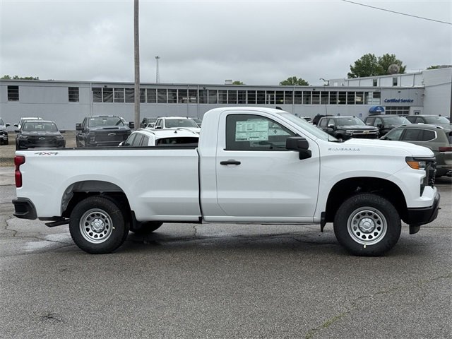2025 Chevrolet Silverado 1500 photo 3
