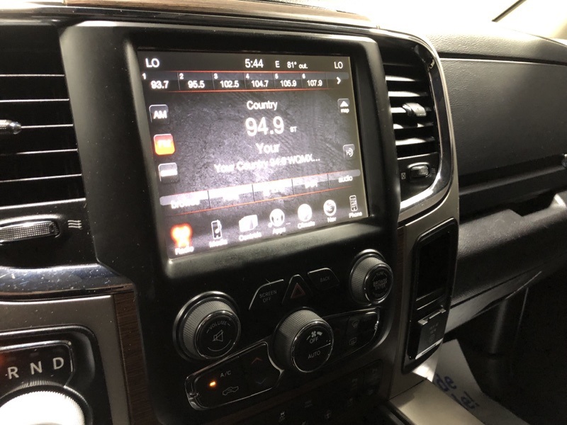 2017 Ram 1500 Laramie photo 24