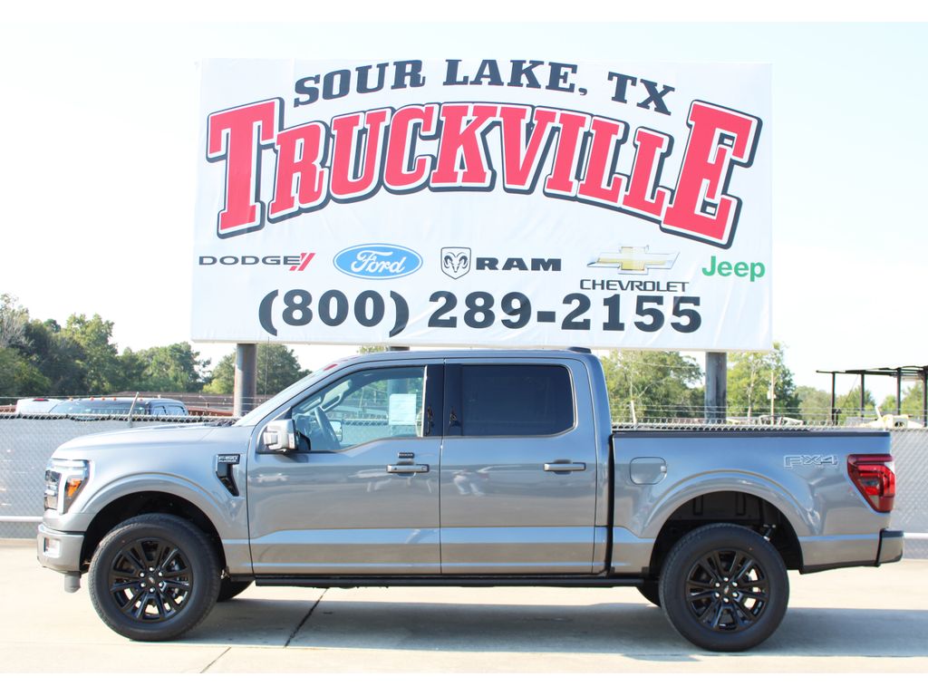 2025 Ford F-150 Platinum's photo