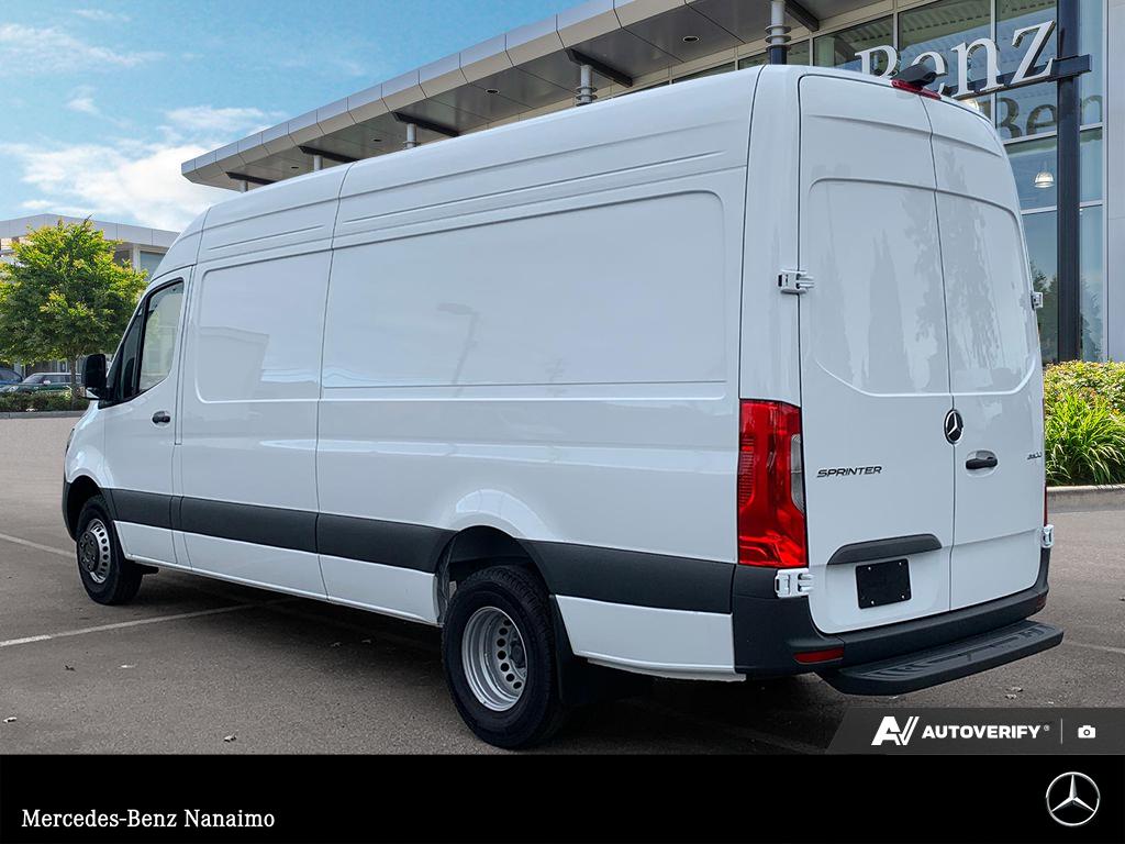2025 Mercedes-Benz Sprinter Cargo Van