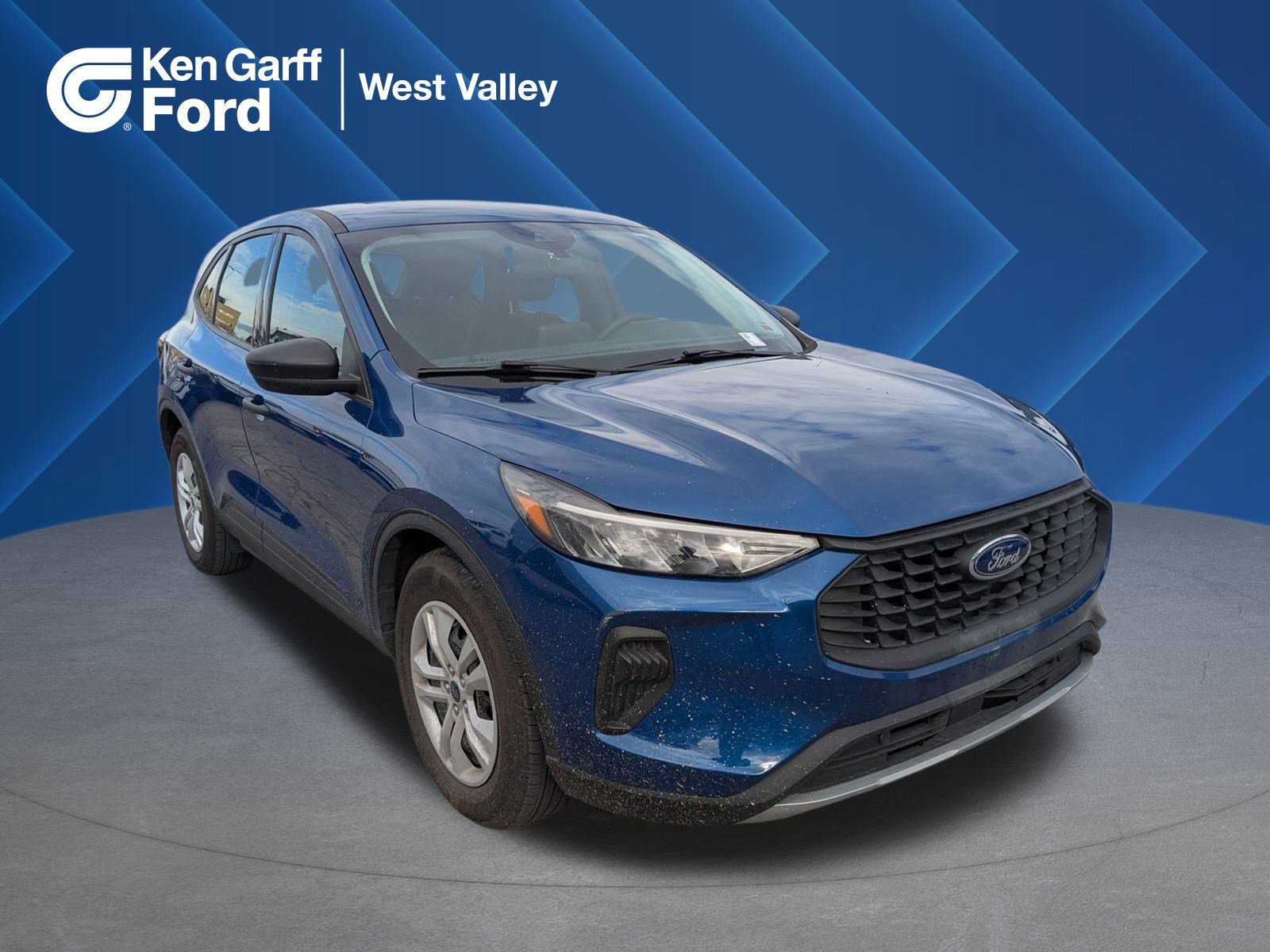 2023 Ford Escape Base's photo