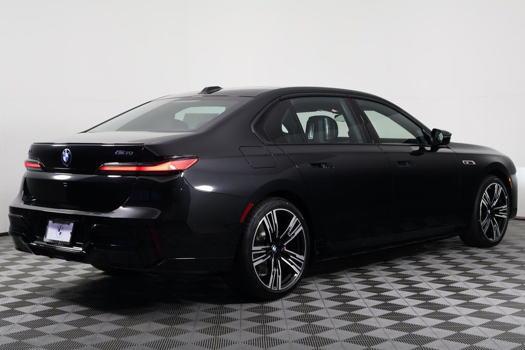 2025 Bmw i7 M70 photo 2