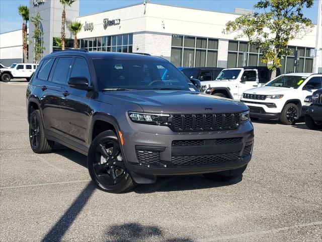 2025 Jeep Grand Cherokee L Altitude's photo