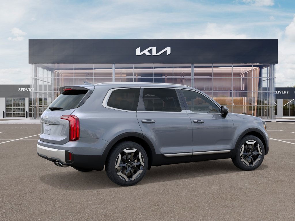 2025 Kia Telluride S photo 4