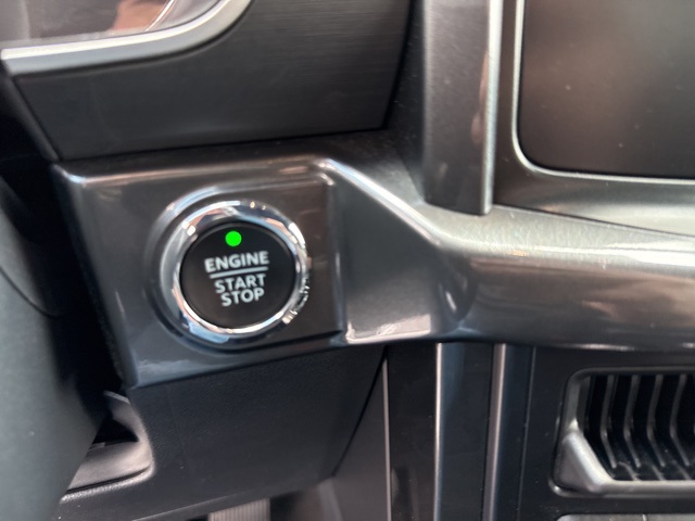 2023 Ford F-150 XLT photo 22
