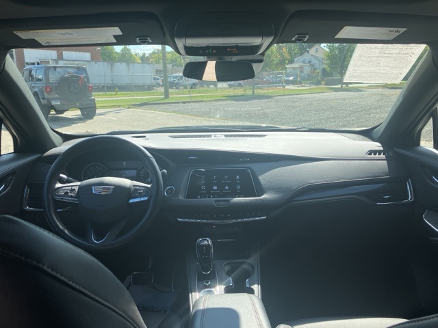 2023 Cadillac XT4 Sport photo 17