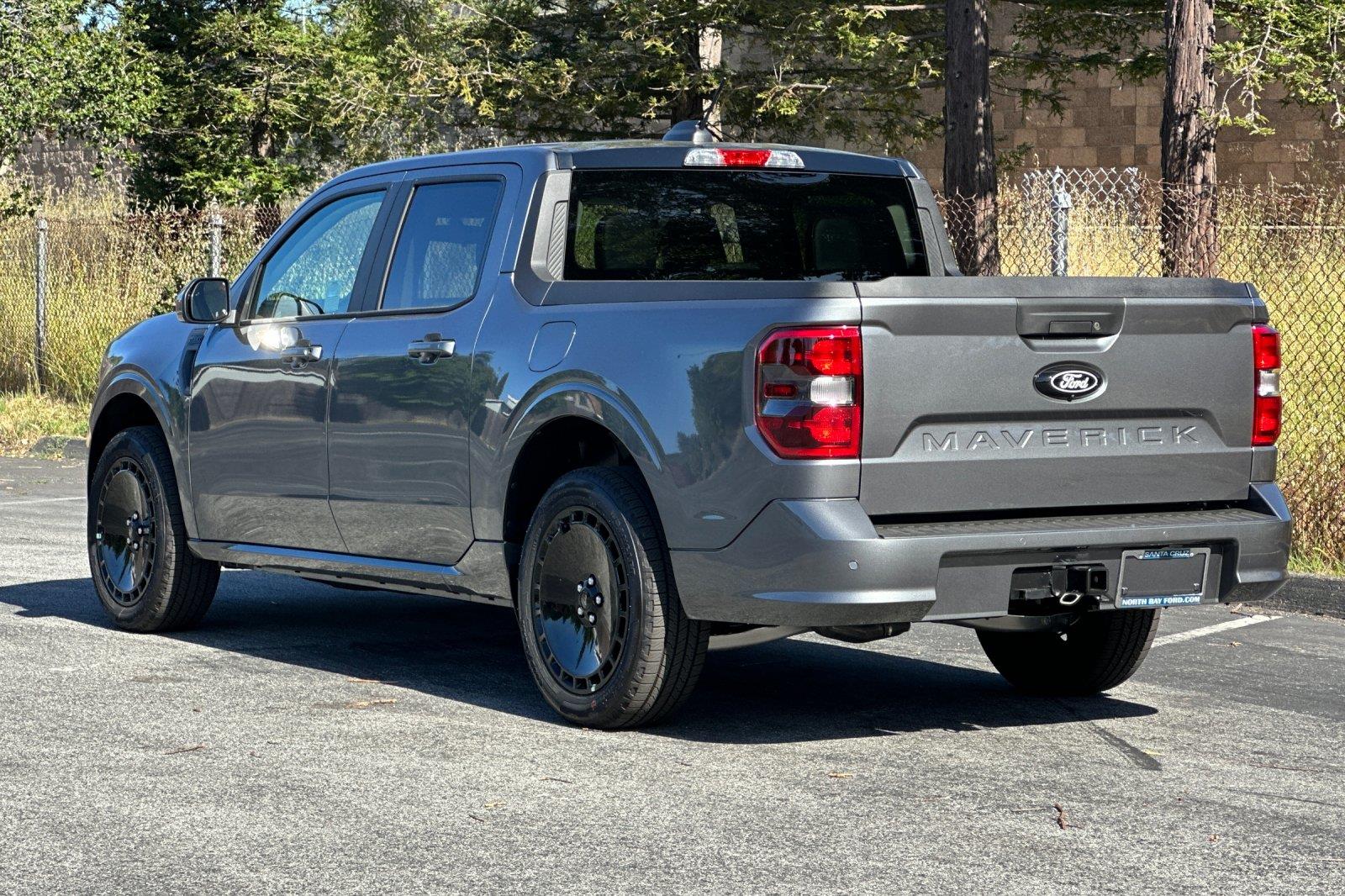 2025 Ford Maverick photo 4