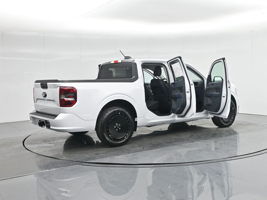 2025 Ford Maverick Lobo Standard
