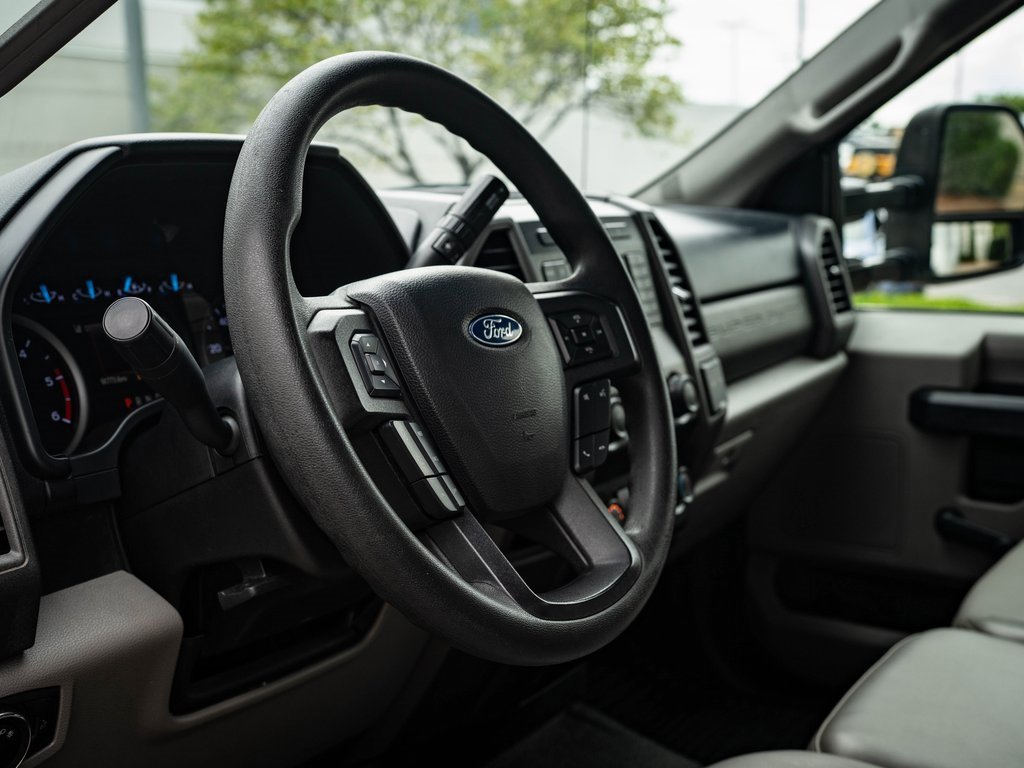 2020 Ford F-450 XL photo 18
