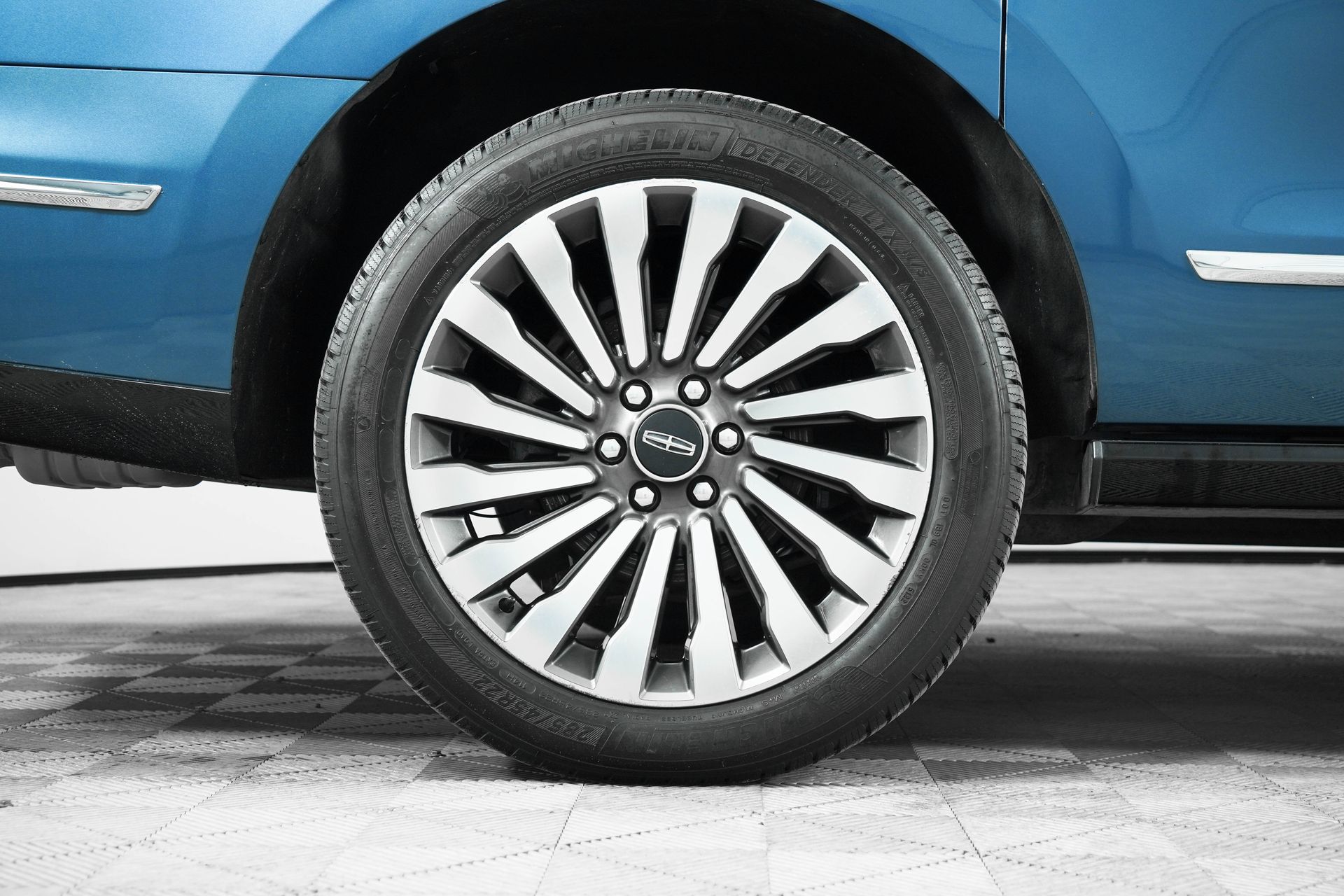 2018 Lincoln Navigator L Reserve photo 12