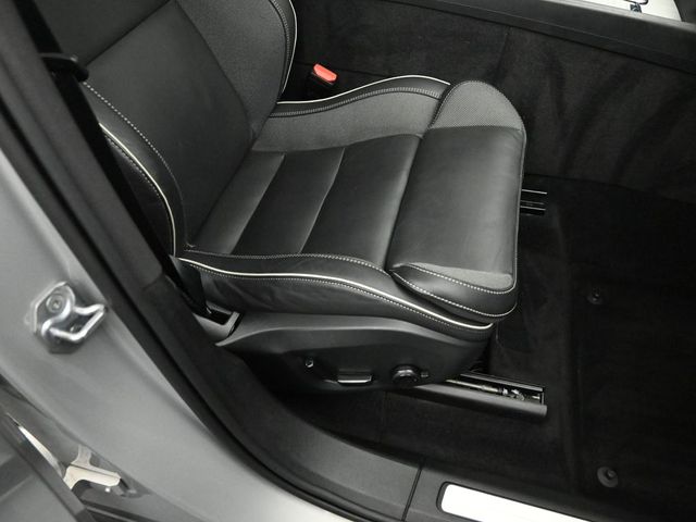 2022 VOLVO XC60 - Image 33