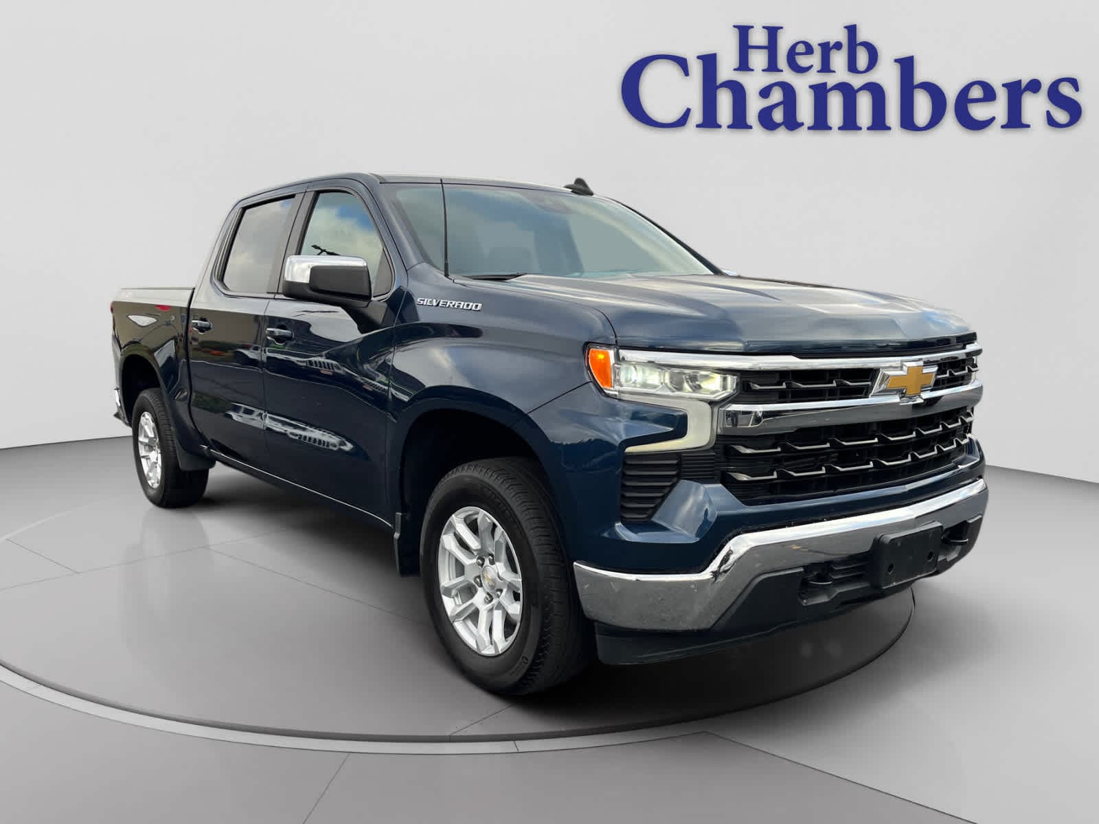 2023 Chevrolet Silverado 1500 LT's photo