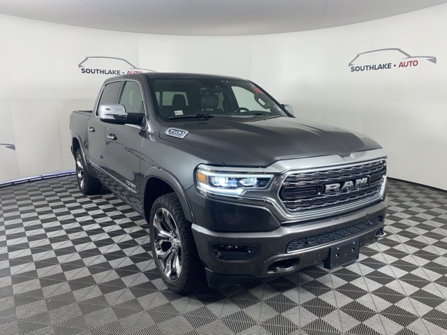 2022 Ram 1500 Limited photo 2